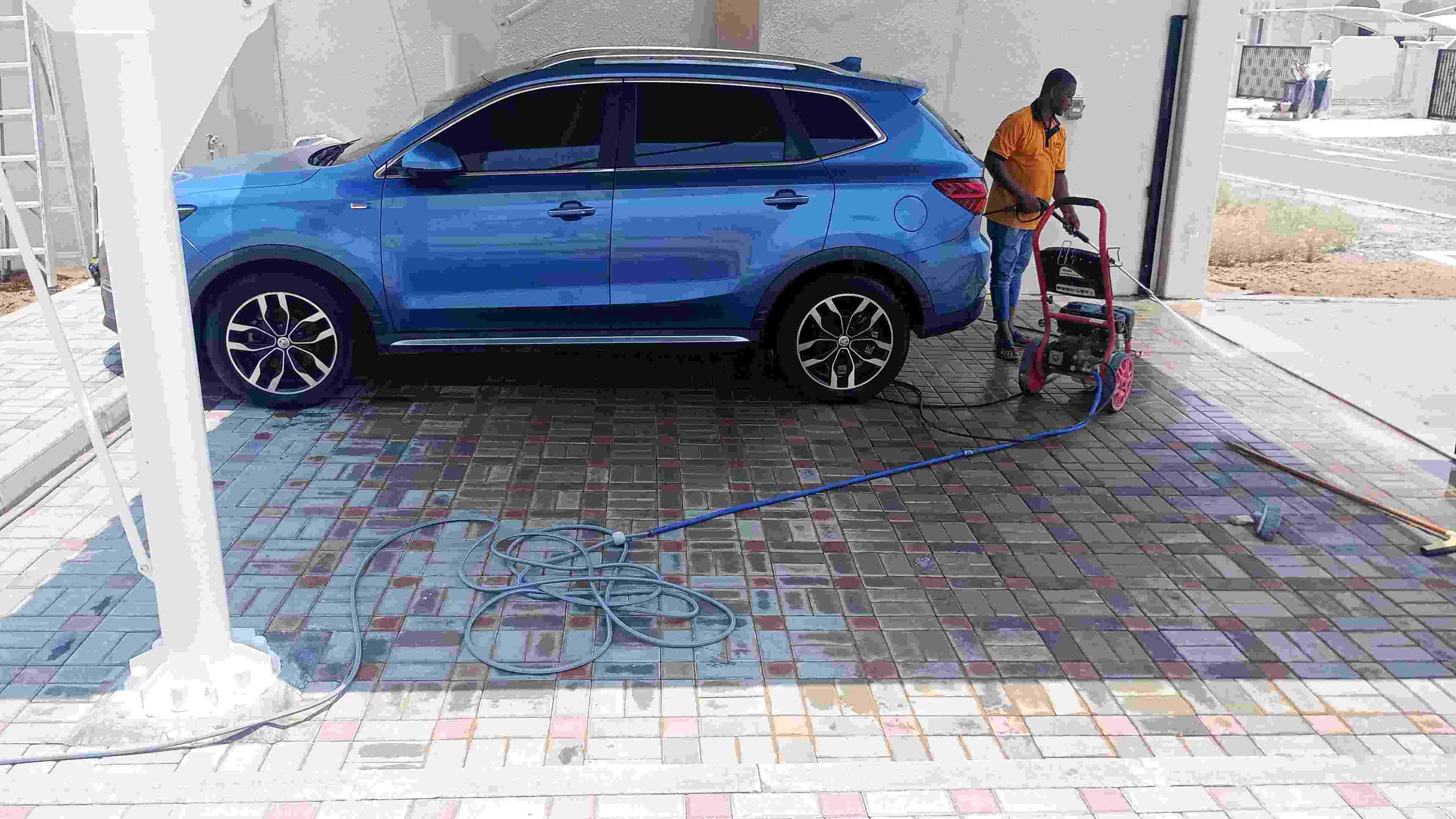 Interlock cleaning service